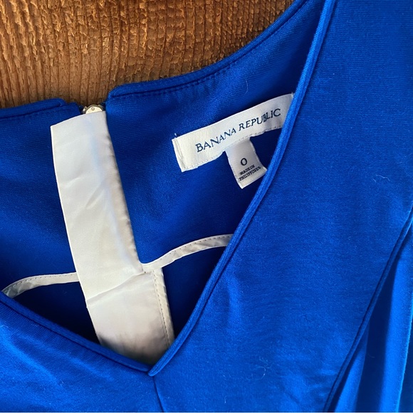 Banana Republic Fit & Flare Dress - Picture 3 of 4